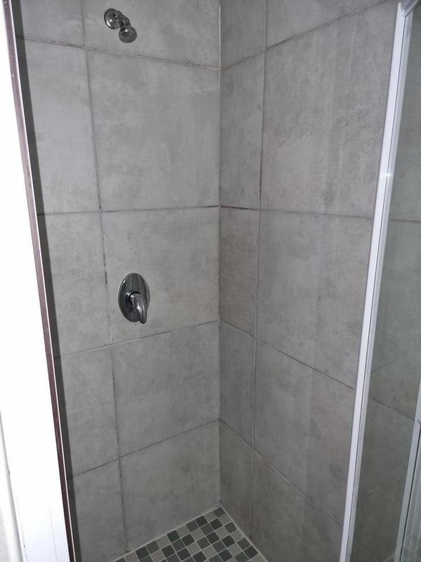 To Let 1 Bedroom Property for Rent in Rondebosch Western Cape